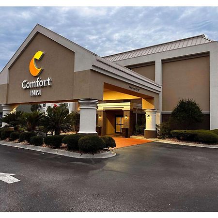 Comfort Inn Darien - North Brunswick Buitenkant foto